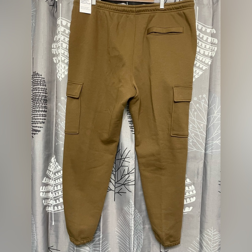 🆕 Nike Men's Sportswear Club Fleece Cargo Pants. “Mosswood Brown”, 2XL (NWT) - Picture 10 of 14